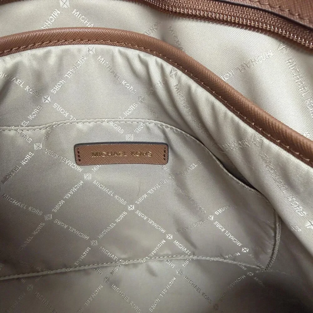 Michael Kors Tote Bag Womens Large Beige Logo Canvas Leather Trim Zip Gold Charm